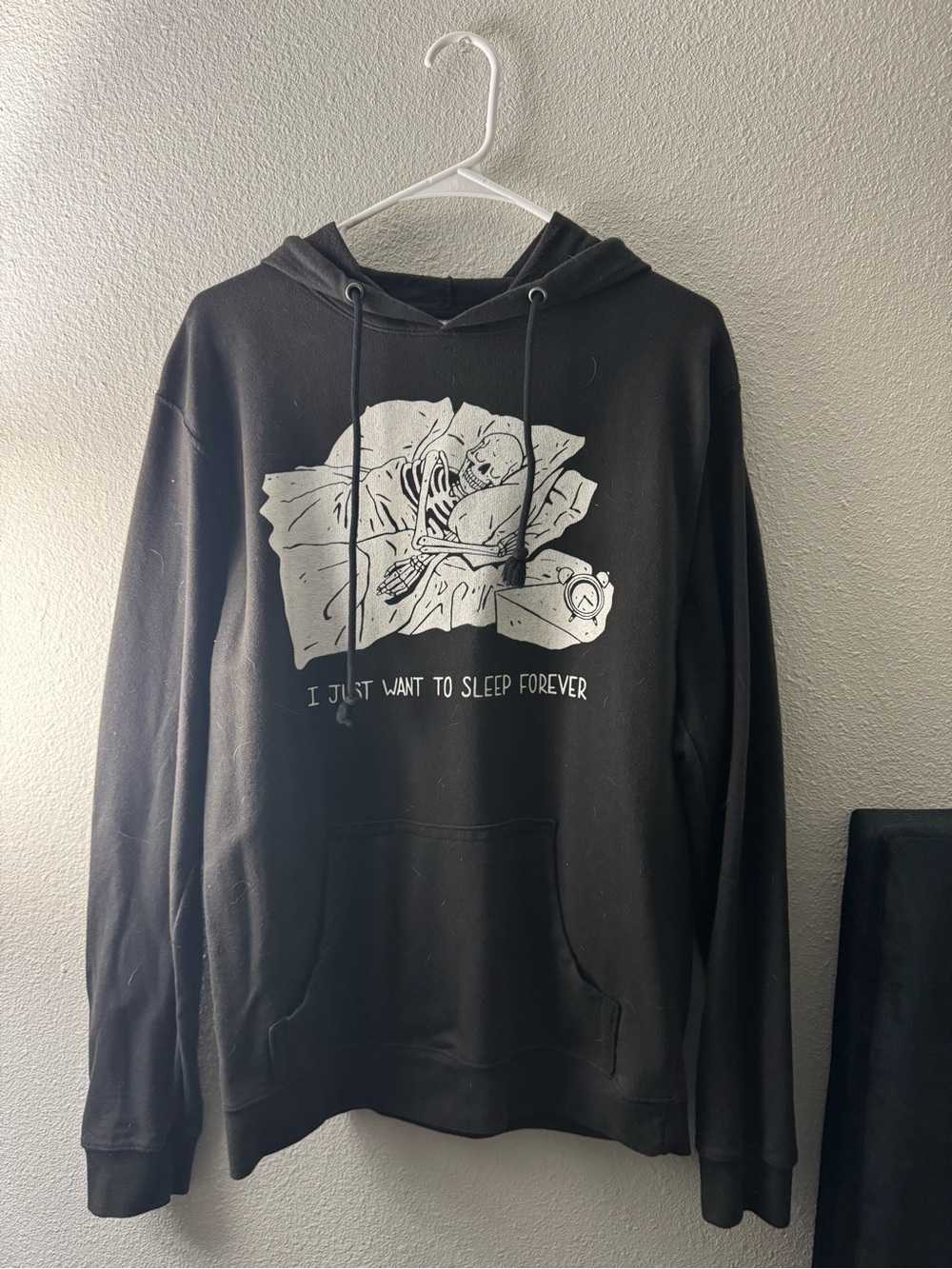 Black Graphic Hooded Pullover Sweatshirt - I Just Want To Sleep Forever